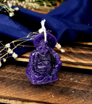 Восковая свеча "Будда" фиолетового цвета